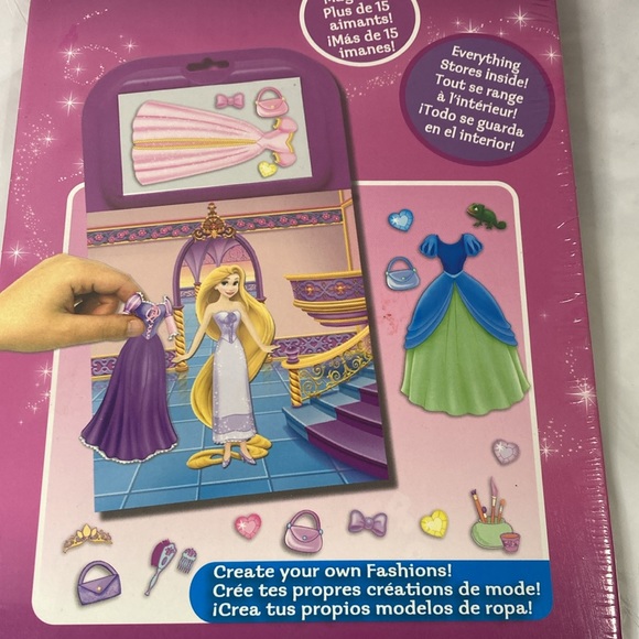 Disney Princess Dress Up Magnetic Activity Fun Kit Over Magnets New - Picture 6 of 7